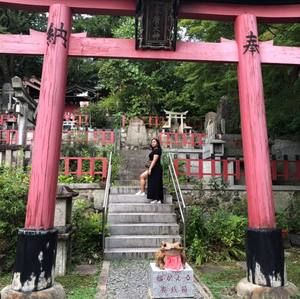 Meet your Posher, Micole